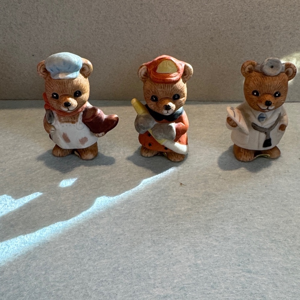 Vintage Homco set of 3 mini bears Adorable Bear Figurines Set - Multicolor